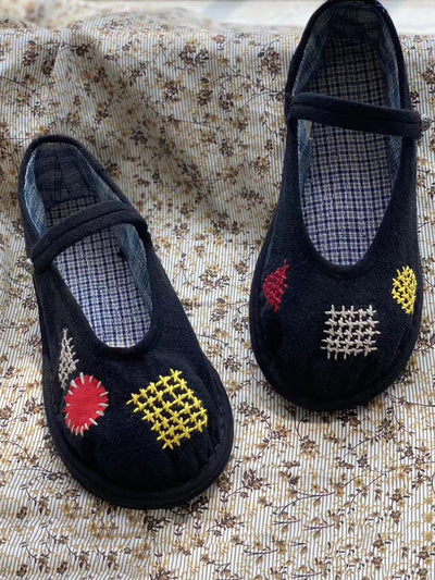 Women Vintage Casual Cloth Embroidery Flat Shoes
