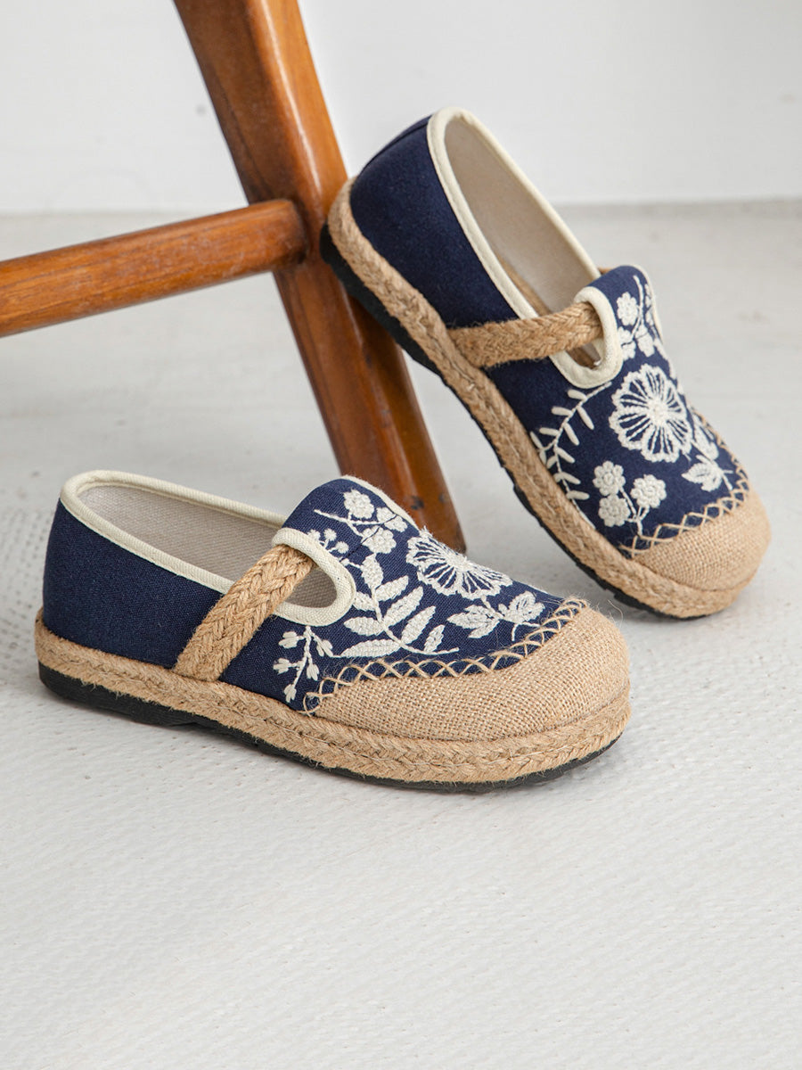 Women Ethnic Flower Embroidery Canvas Flat Shoes