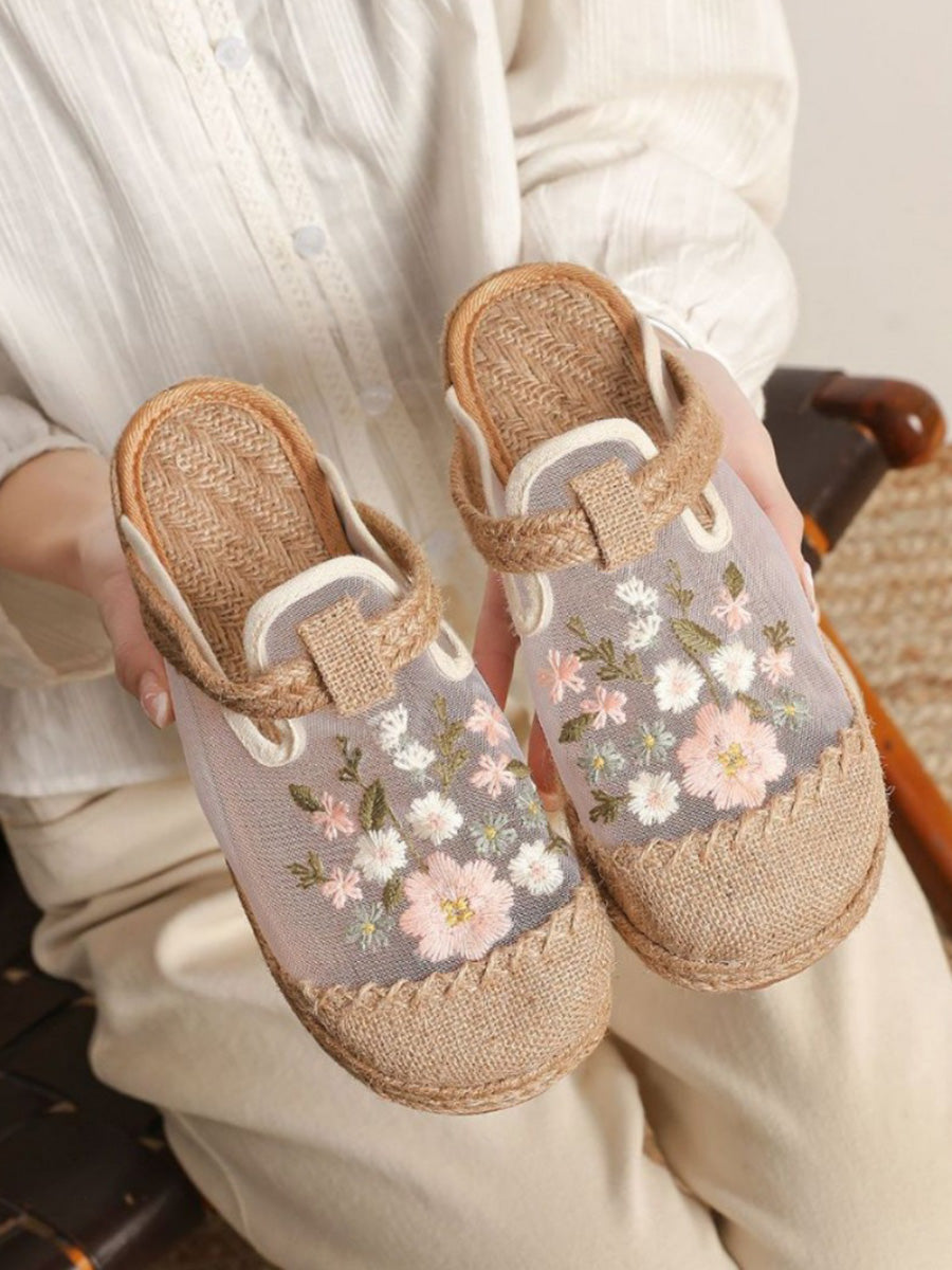 Women Ethnic Summer Flower Embroidery Cloth Flat Slippers