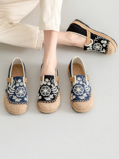 Women Ethnic Flower Embroidery Canvas Flat Shoes