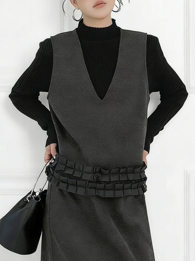 Contrast Color Ruffled Split-Joint V-Neck Vest Top + Elasticated Waist High Waisted Pleated Skirts Bottoms Two Pieces Set