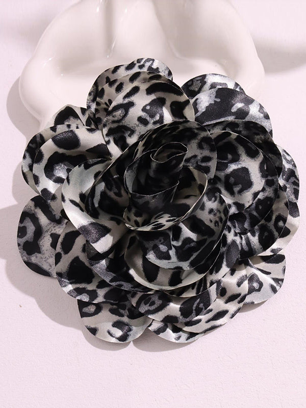 Flower Shape Leopard Brooch
