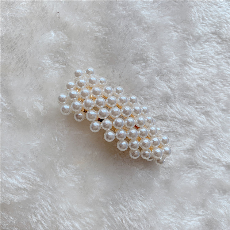 Women's Elegant Sweet Solid Color Plastic Hair Clip