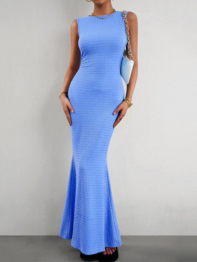 Bodycon Sleeveless Pleated Solid Color Split-Joint Split-Side Round-Neck Maxi Dresses