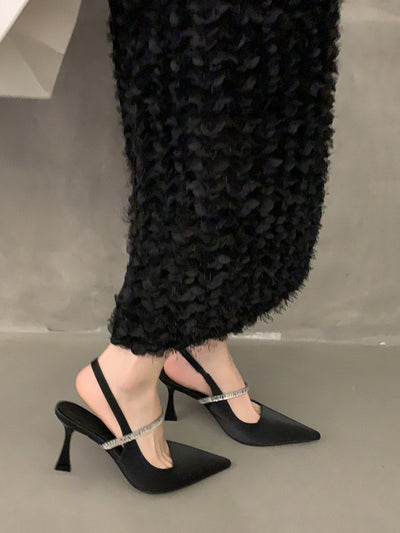 Belted Pointed-Toe Shiny Pumps