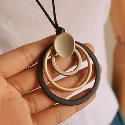 Casual Accessories Multiple Circles Pendant Necklace