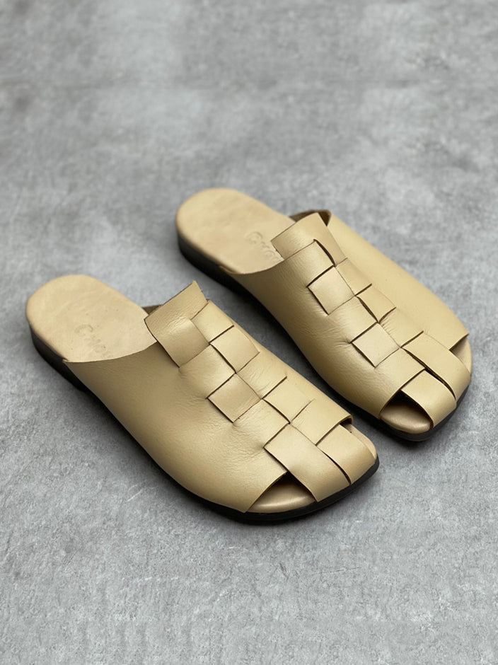 Women Summer Casual Soft Leather Solid Knitted Slippers