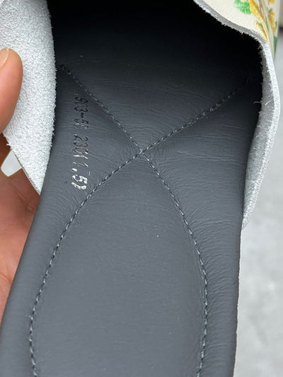 Women Vintage Flower Print Soft Leather Slippers