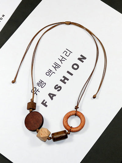 Women Artsy Wooden Straw Geometric Pendent Necklace