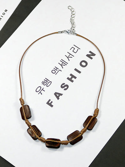 Women Artsy Wooden Straw Geometric Pendent Necklace