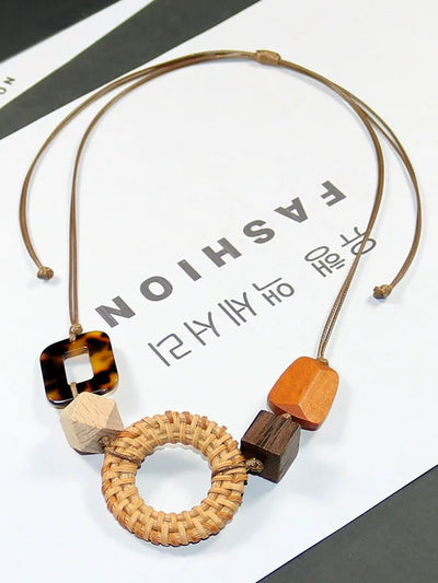 Women Artsy Wooden Straw Geometric Pendent Necklace