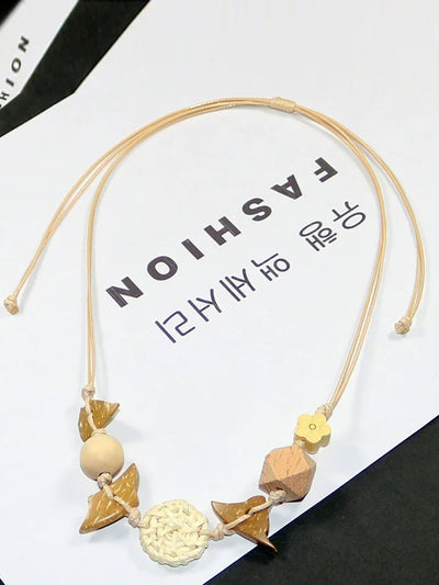 Women Artsy Wooden Straw Geometric Pendent Necklace