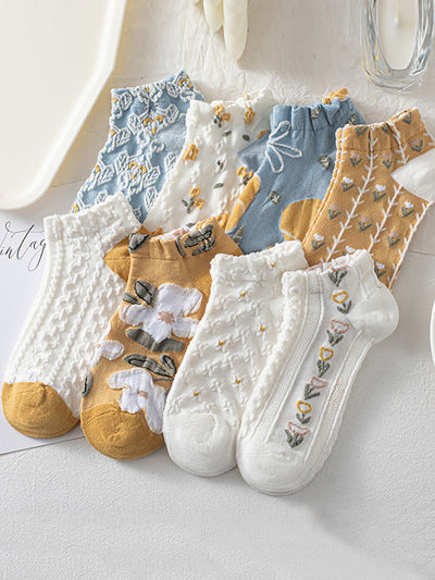 8 Pairs Women Artsy Jacquard Short Socks