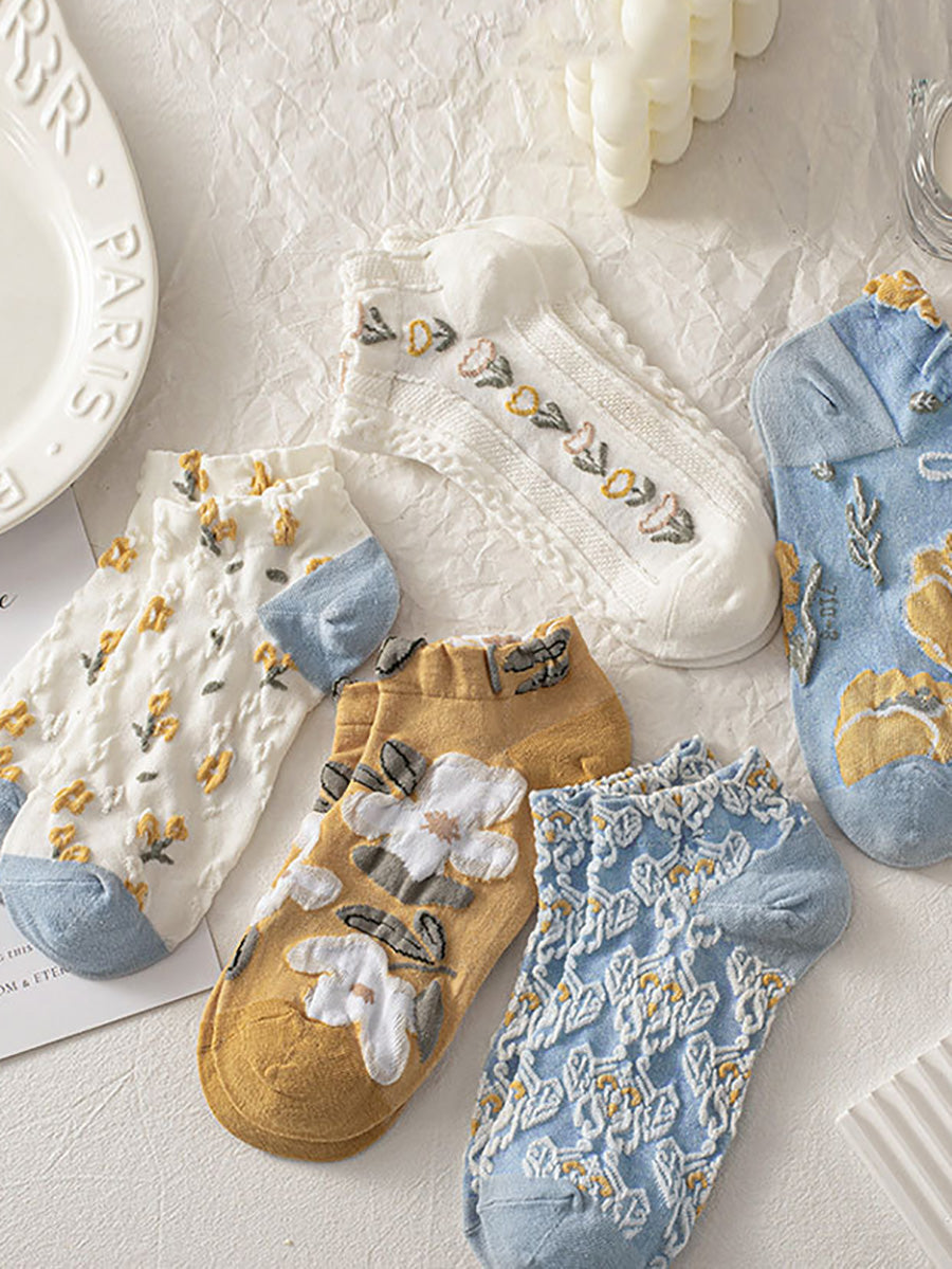 8 Pairs Women Artsy Jacquard Short Socks