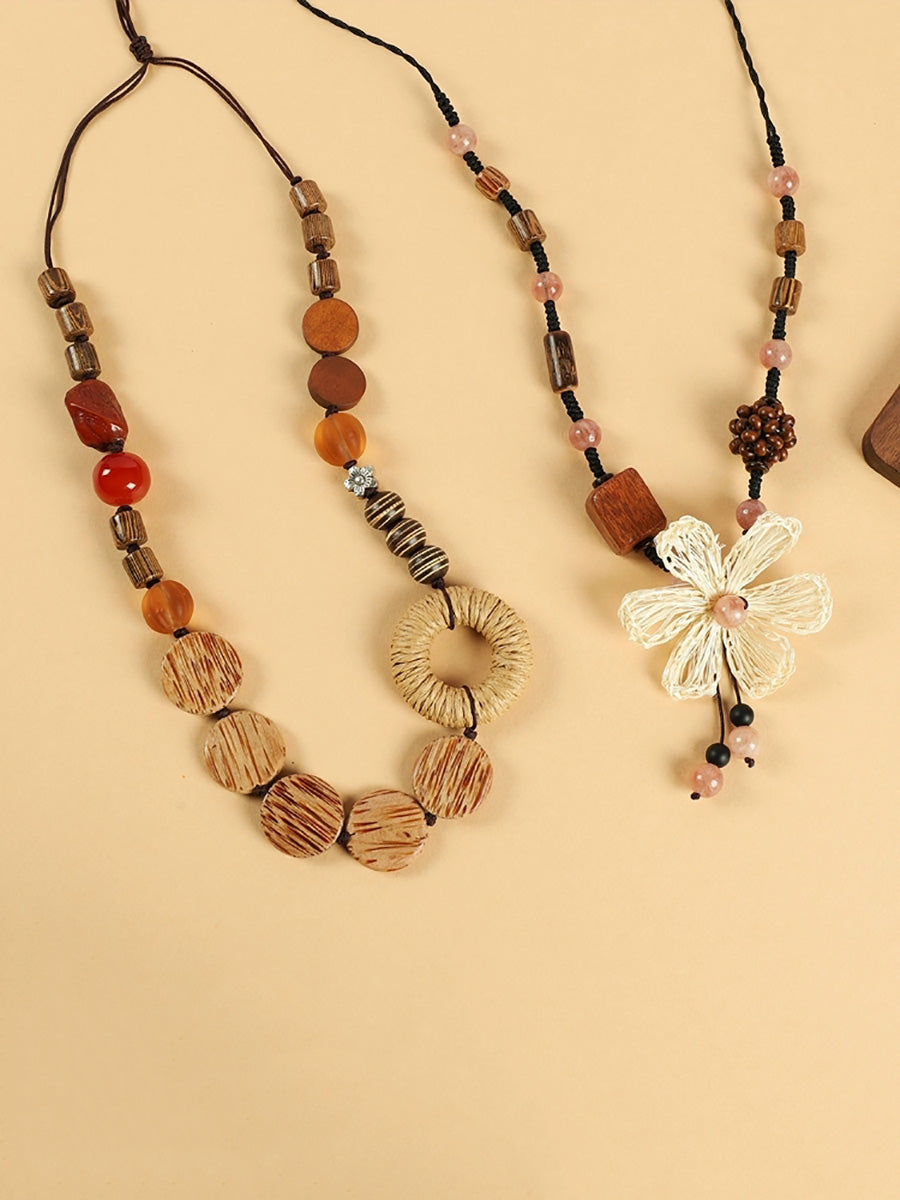 Women Artsy Wooden Bead Straw Flower Necklace