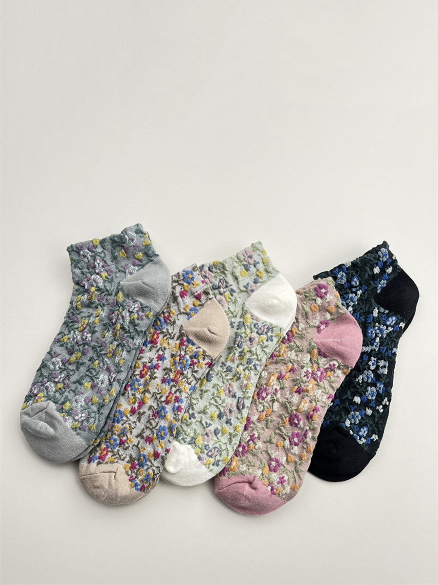5 Pairs Women Artsy Floral Embossing Short Socks