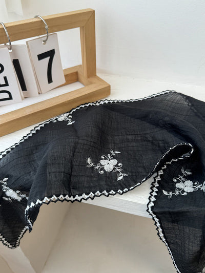 Women Artsy Flower Embroidery Triangle Scarf