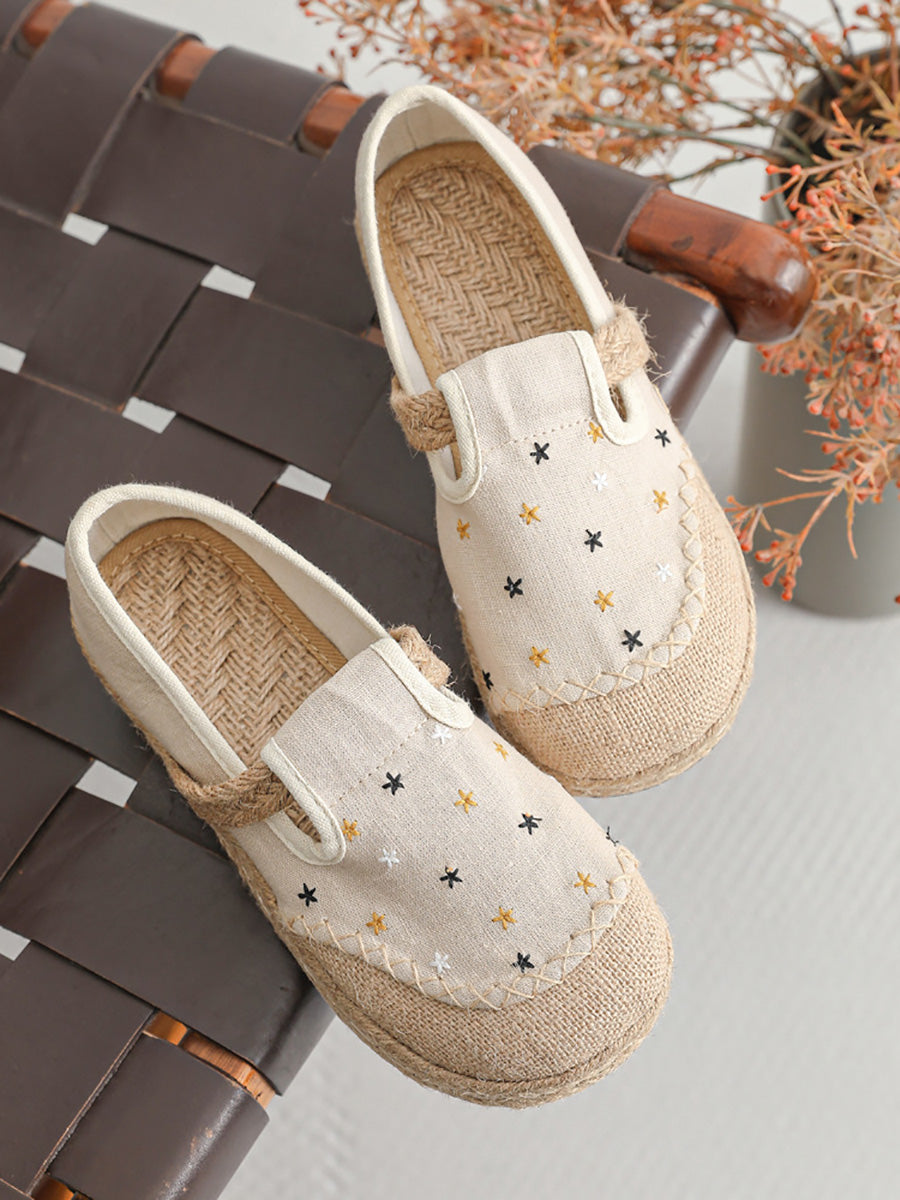Women Retro Summer Embroidery Canvas Flat Shoes