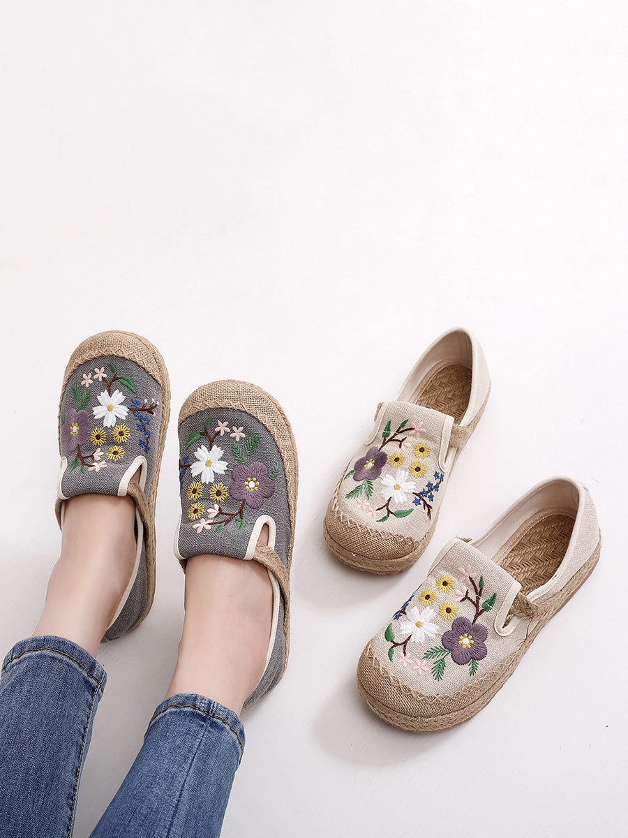 Women Summer Artsy Embroidery Flat Cotton Shoes