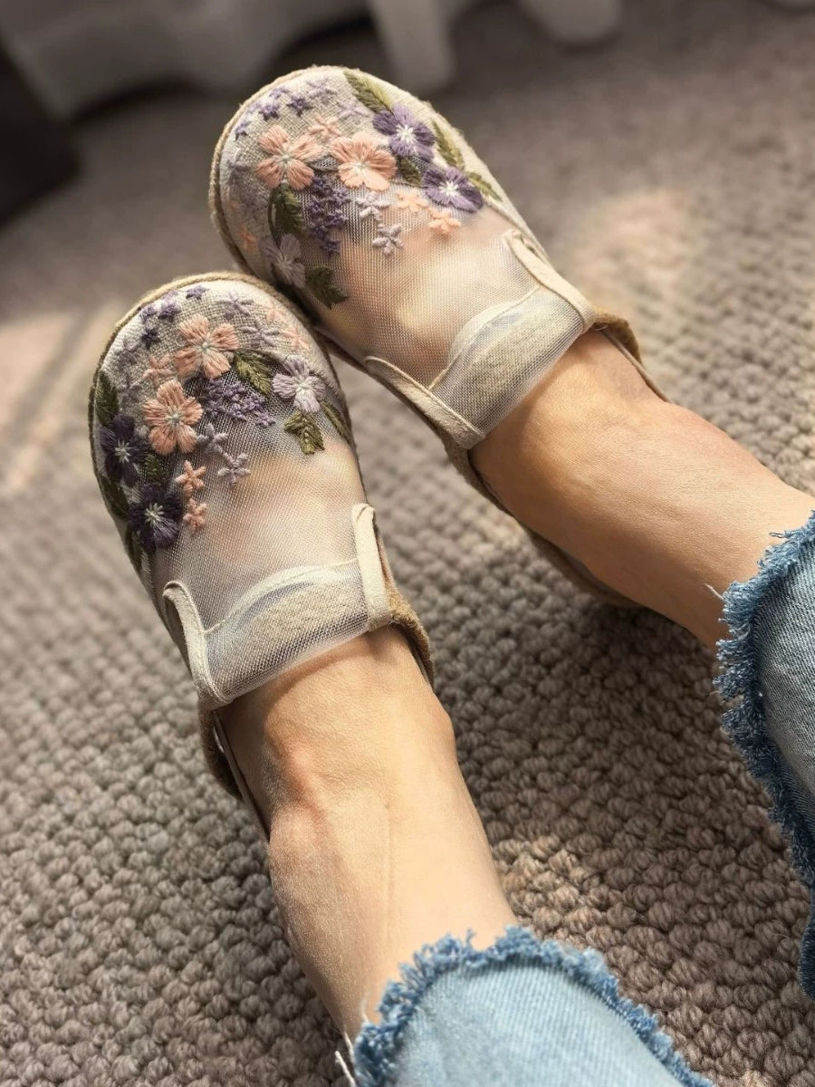 Women Summer Artsy Embroidery Cloth Flat Shoes