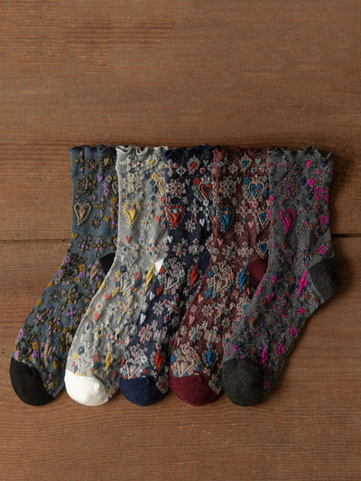 5 Pairs Women Vintage Heart Jacquard Mid Heel Socks