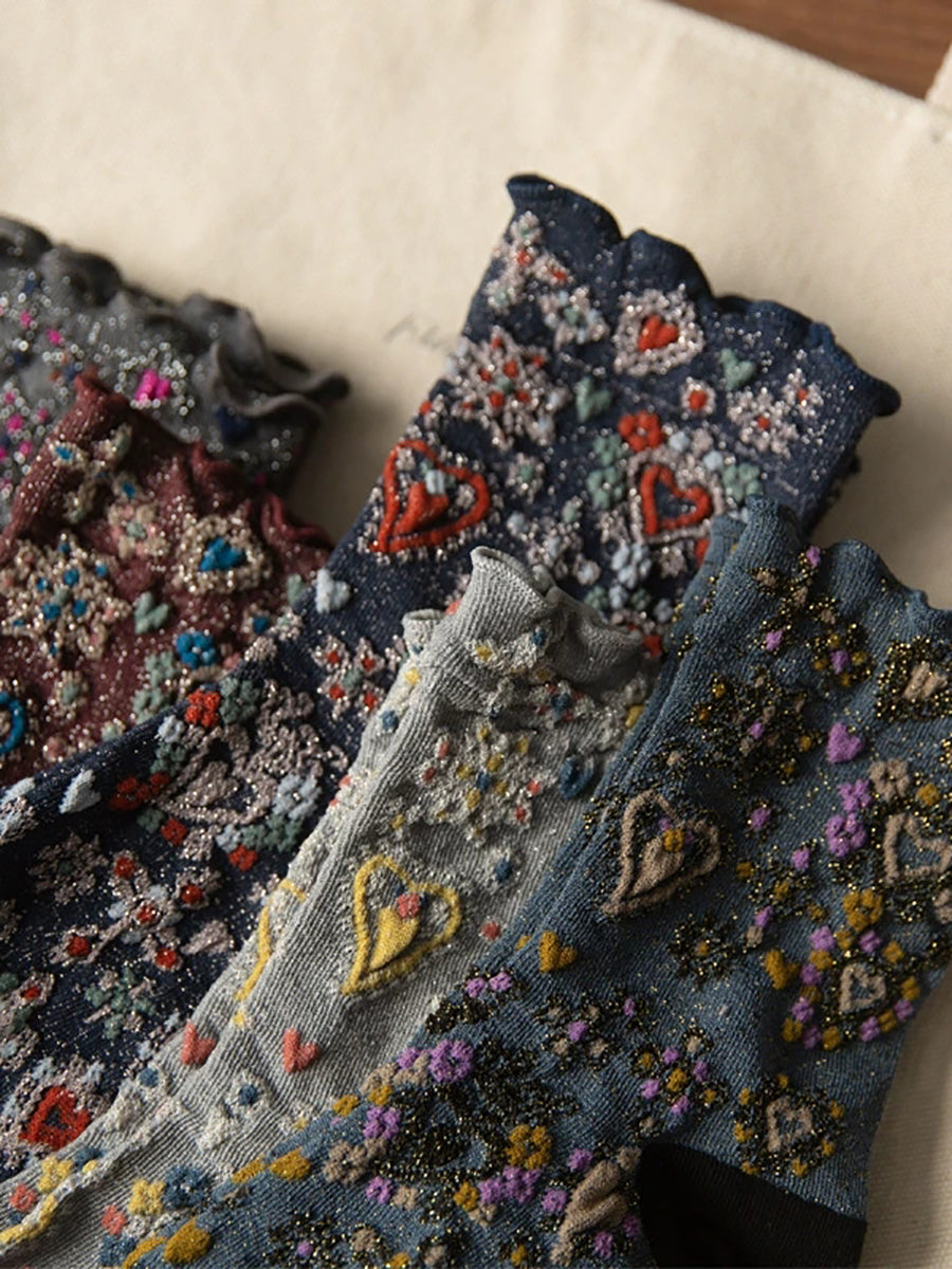 5 Pairs Women Vintage Heart Jacquard Mid Heel Socks