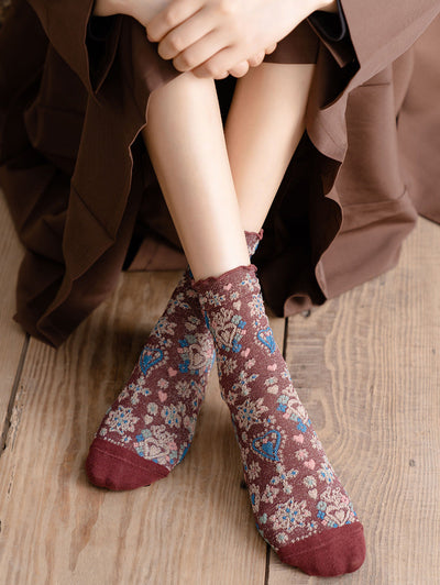 5 Pairs Women Vintage Heart Jacquard Mid Heel Socks
