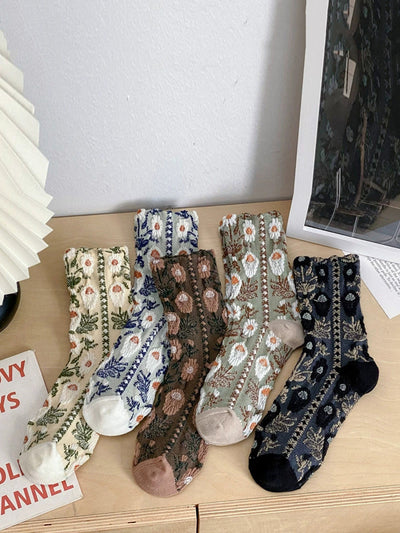 5 Pairs Women Autumn Flower Embossment Cotton Socks