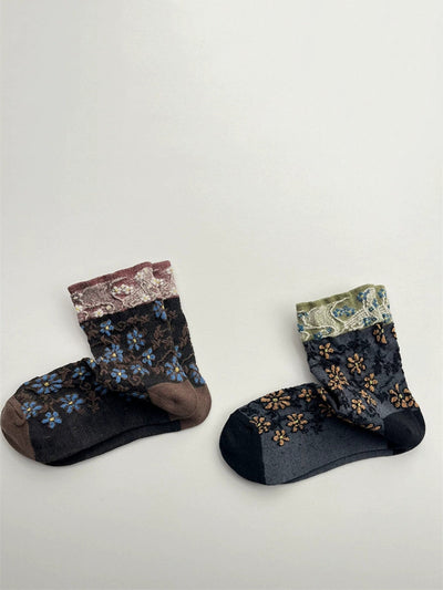 5 Pairs Women Ethnic Flower Embossing Cotton Socks