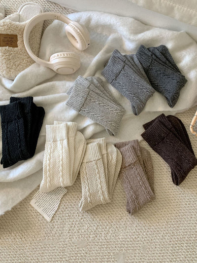 8 Pairs Women Artsy Casual Jacquard Socks