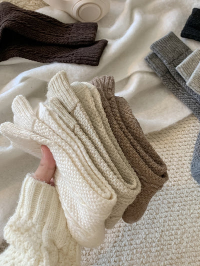 8 Pairs Women Artsy Casual Jacquard Socks