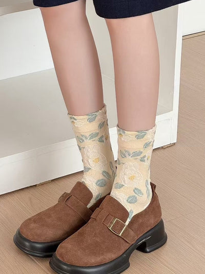 5 Pairs Women Autumn Artsy Flower Embossing Cotton Socks