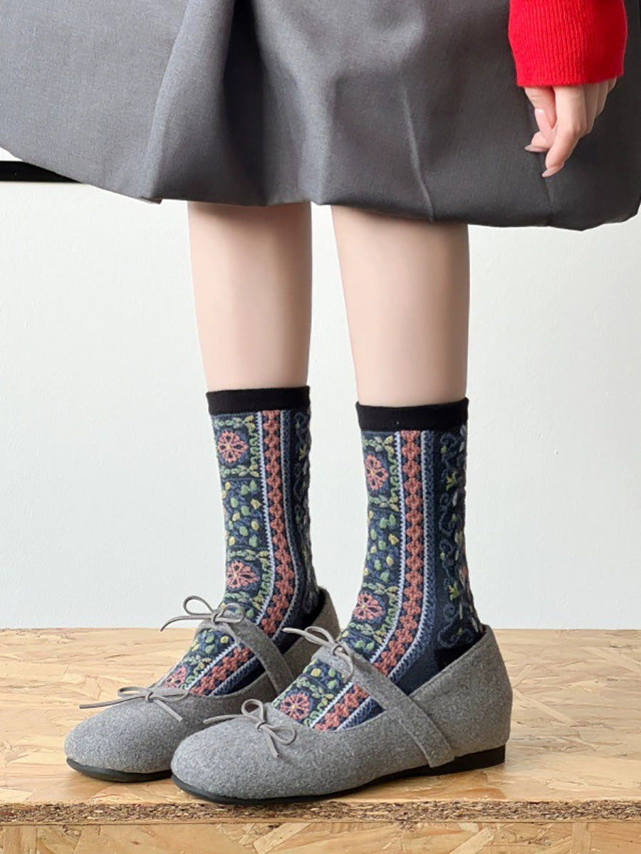 5 Pairs Women Vintage Flower Jacquad Socks