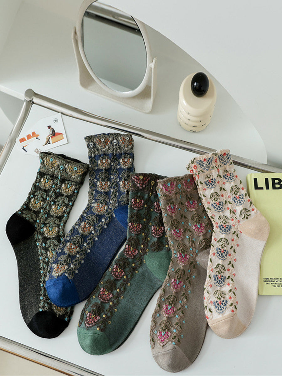 5 Pairs Women Winter Flower Embossing Socks