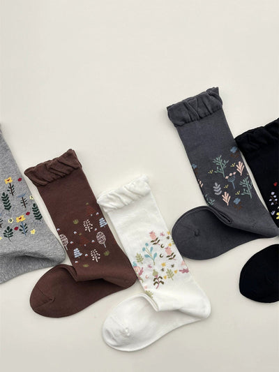 Women Artsy Flower Mid-Heel Cotton Socks