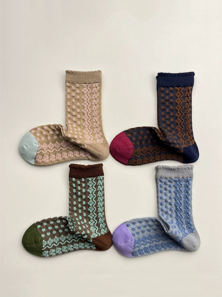5 Pairs Women Vintage Floral Embossing Cotton Socks