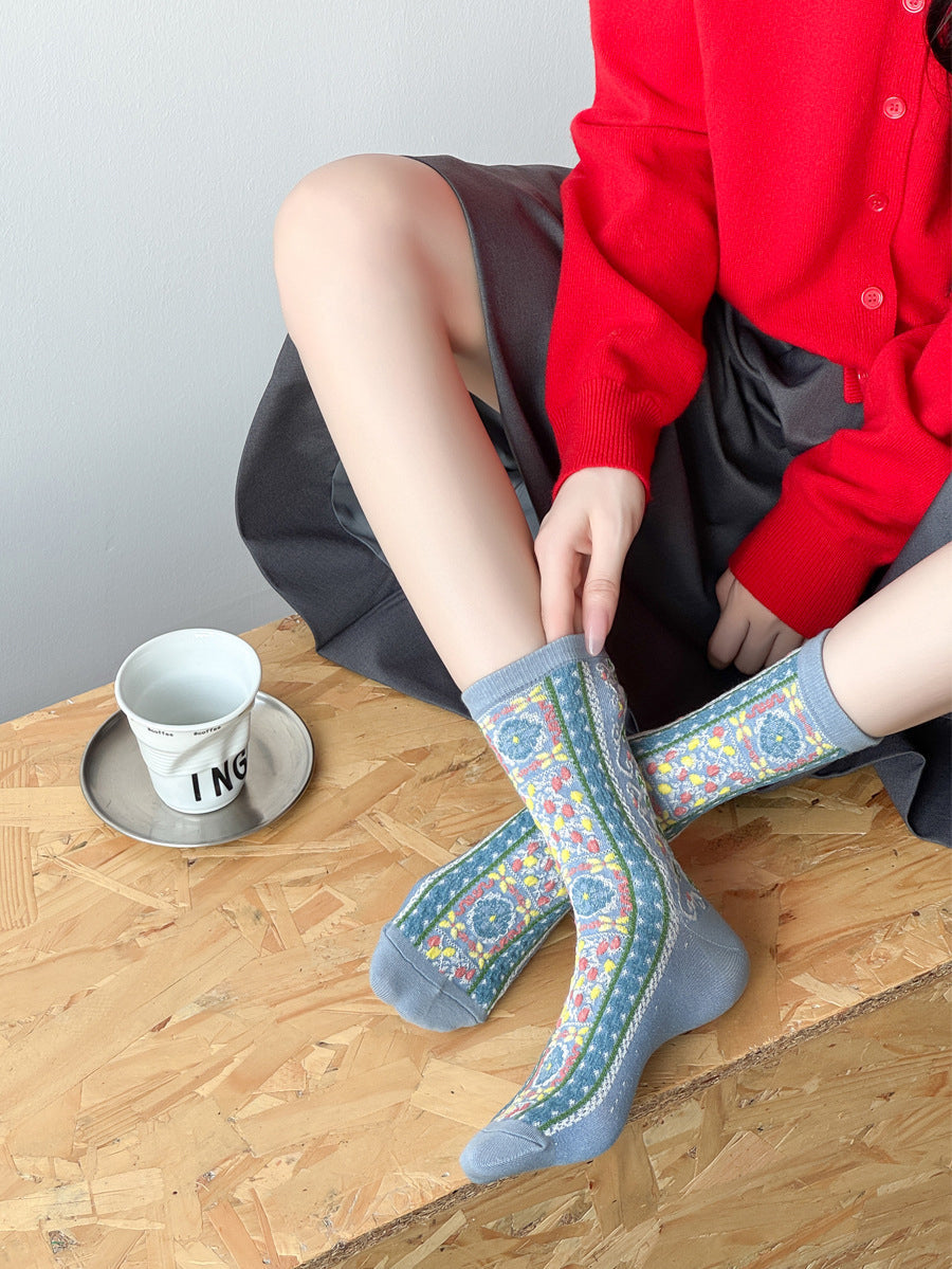 5 Pairs Women Vintage Floal Embossing Cotton Socks