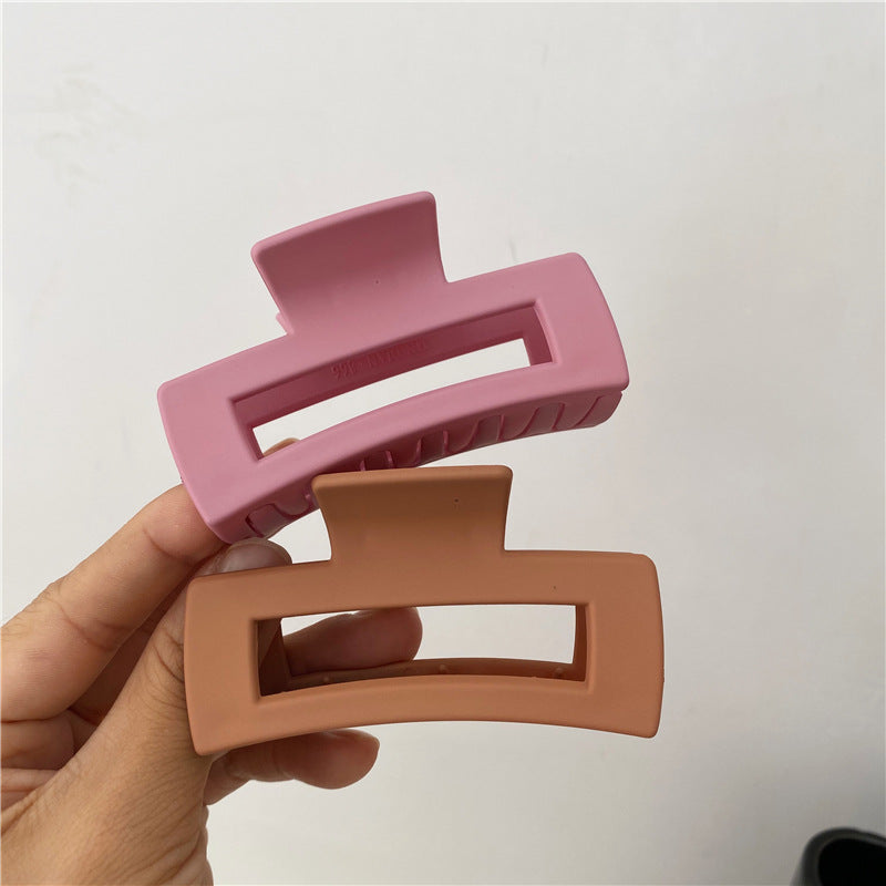 simple style solid color plastic hair claws