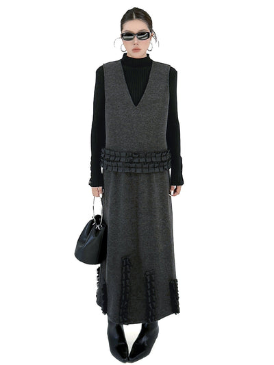 Contrast Color Ruffled Split-Joint V-Neck Vest Top + Elasticated Waist High Waisted Pleated Skirts Bottoms Two Pieces Set