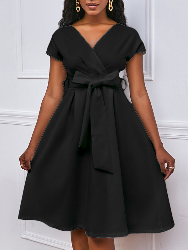 Bowknot Lace-Up Solid Color V-Neck Midi Dresses