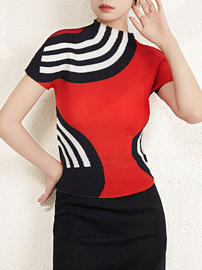 Short Sleeves Contrast Color Printed Mock Neck T-Shirts Tops