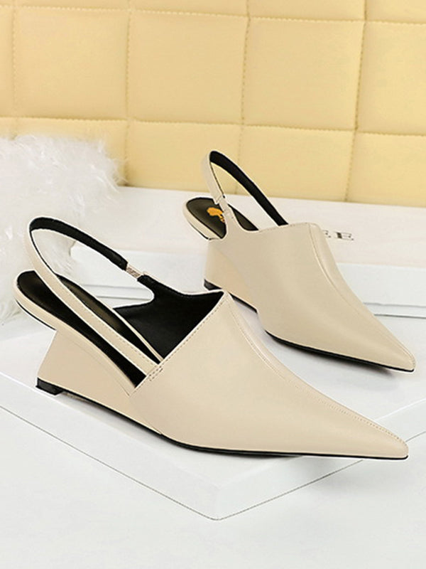 Pointed-Toe Split-Joint Pumps