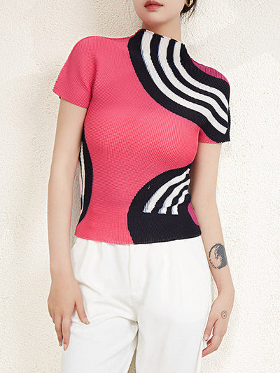 Short Sleeves Contrast Color Printed Mock Neck T-Shirts Tops