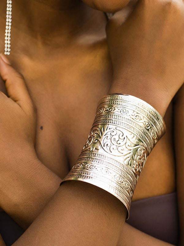 Carved Pattern Geometric Solid Color Bracelet Accessories