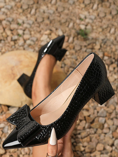 Bowknot Pointed-Toe Shiny Pumps