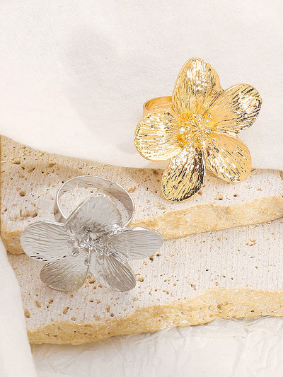 Flower Shape Necklaces Accessories + Rings Accessories