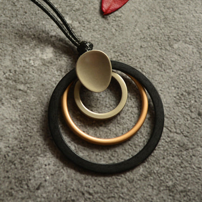 Casual Accessories Multiple Circles Pendant Necklace