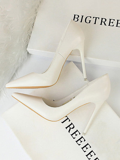 Pointed-Toe Solid Color Pumps
