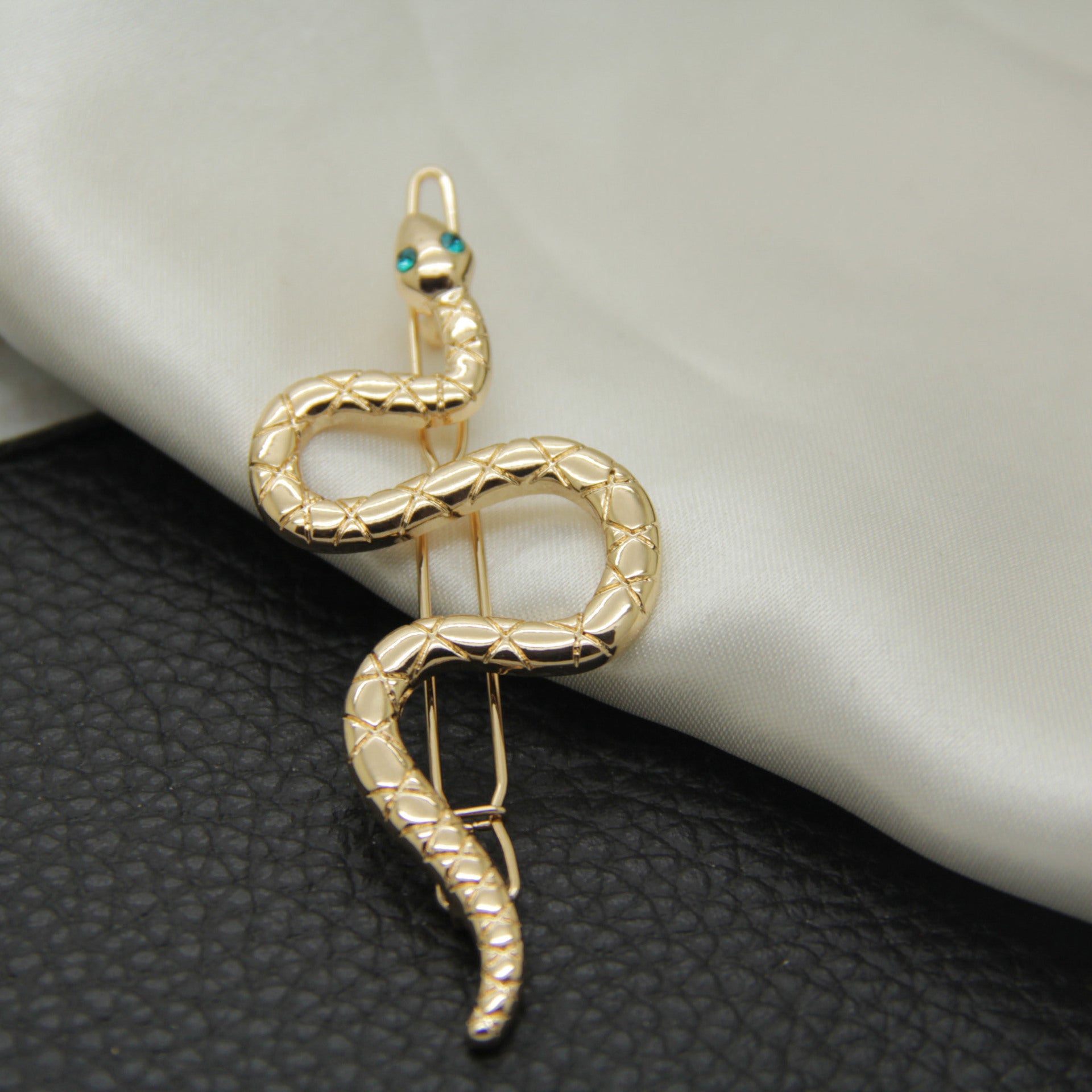 Women's IG Style Snake Alloy Plating Inlay Rhinestones Hair Clip