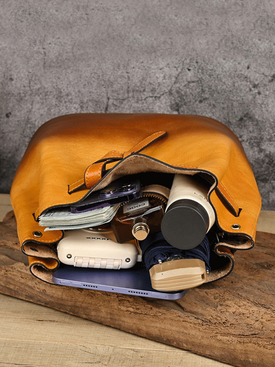 Women Vintage Leather Large Capacity Shoulder Bag